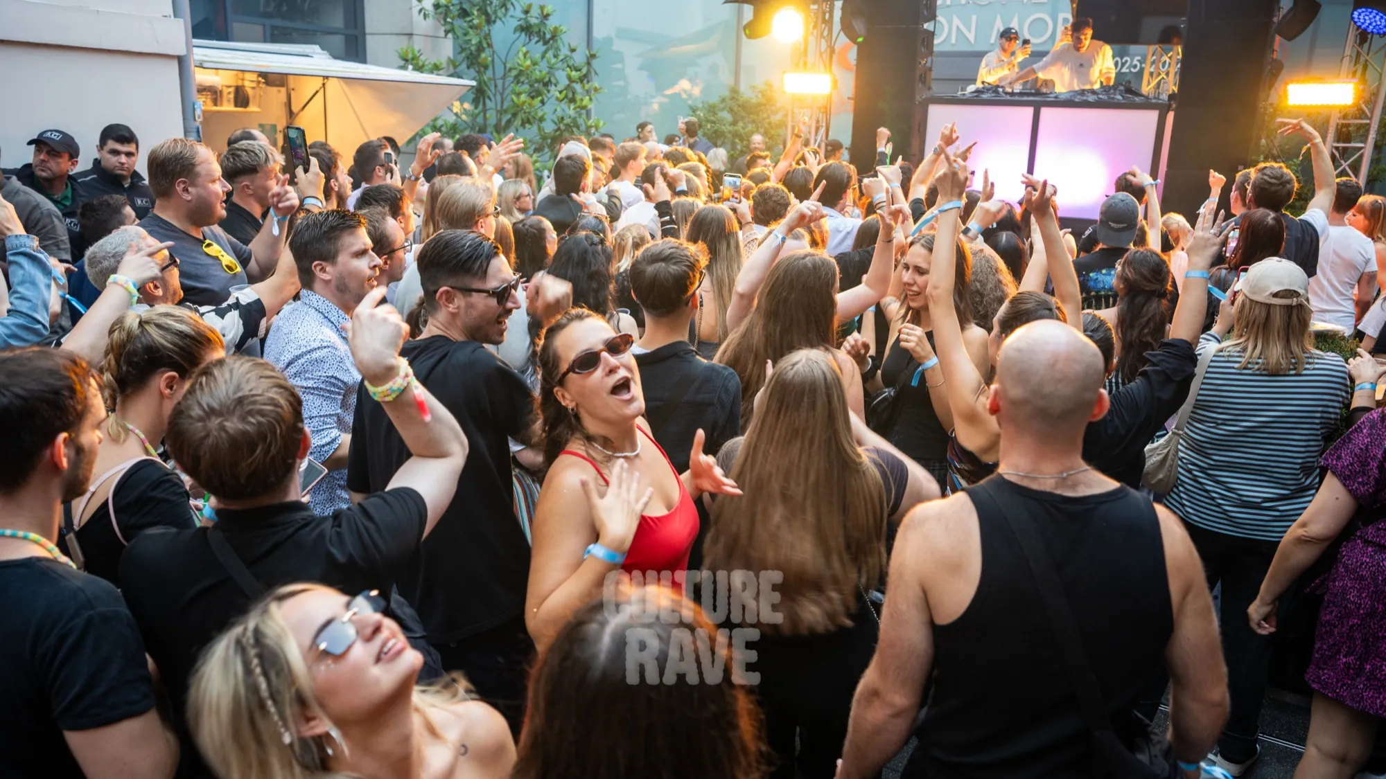 Social-Frame Culture Rave Baden-Baden